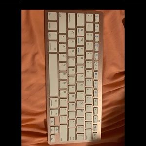 Bluetooth keyboard will take any offer